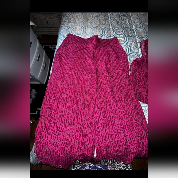 🍁🍂🌟2 PIECE! NWT TORRID PINK CHEVRON 2 PIECE SET 3X TOP 2X BOTTOM - Picture 9 of 11